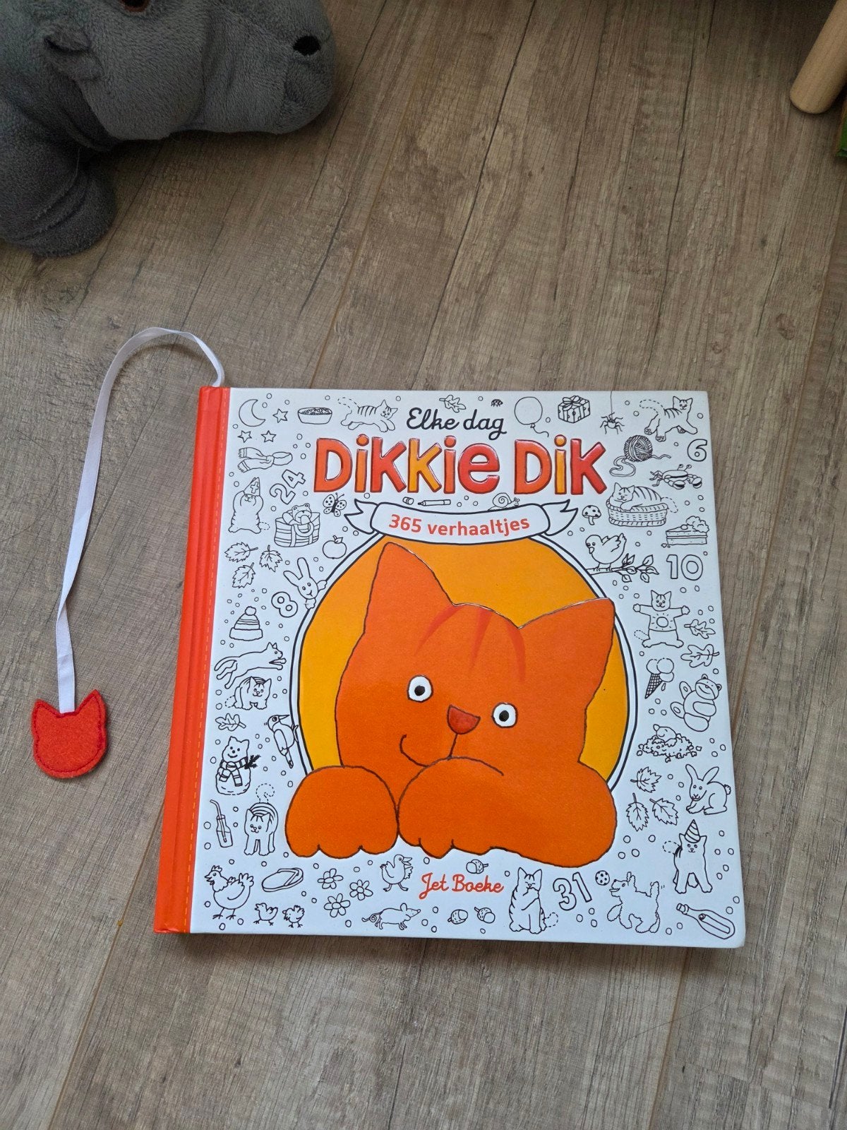 Elke dag Dikkie Dik - 365 verhaaltjes, Ophalen, Zo goed als nieuw, Jet Boeke, Fictie algemeen