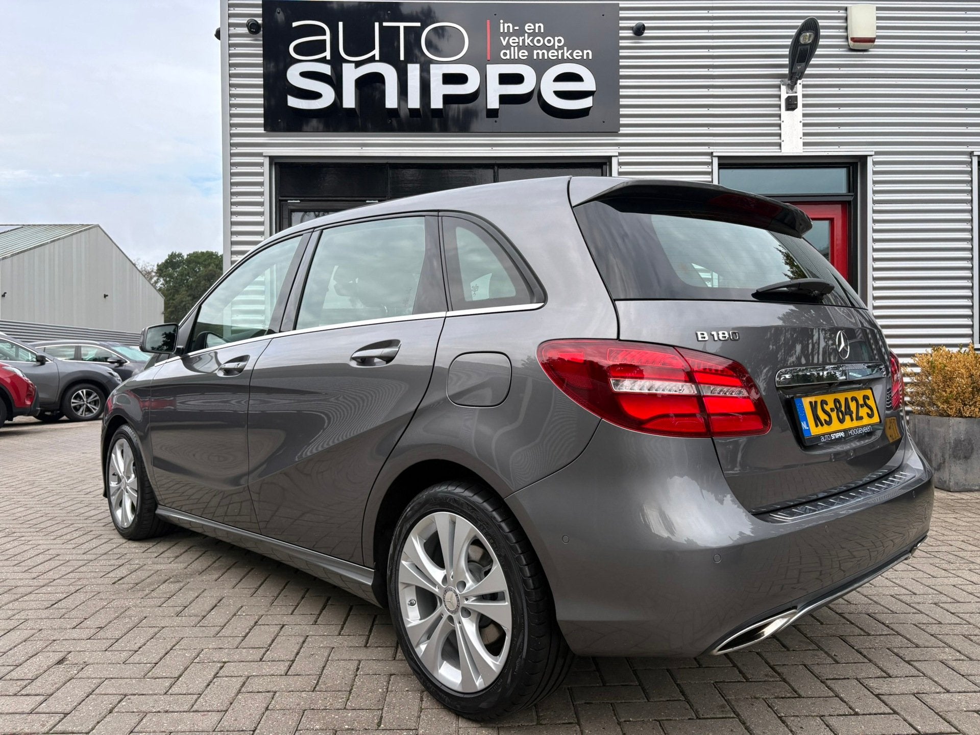 Mercedes-Benz B-klasse 180 Ambition -AUTOMAAT-1STE EIGENAAR-, Auto's, Dealer onderhouden, 1325 kg, Gebruikt, 4 cilinders