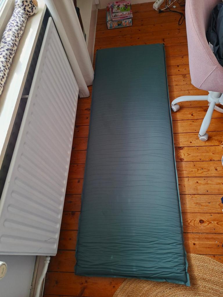 Wildebeast Manyara 10 zelfopblaasbaar slaapmat, Ophalen of Verzenden, Zo goed als nieuw, 1-persoons