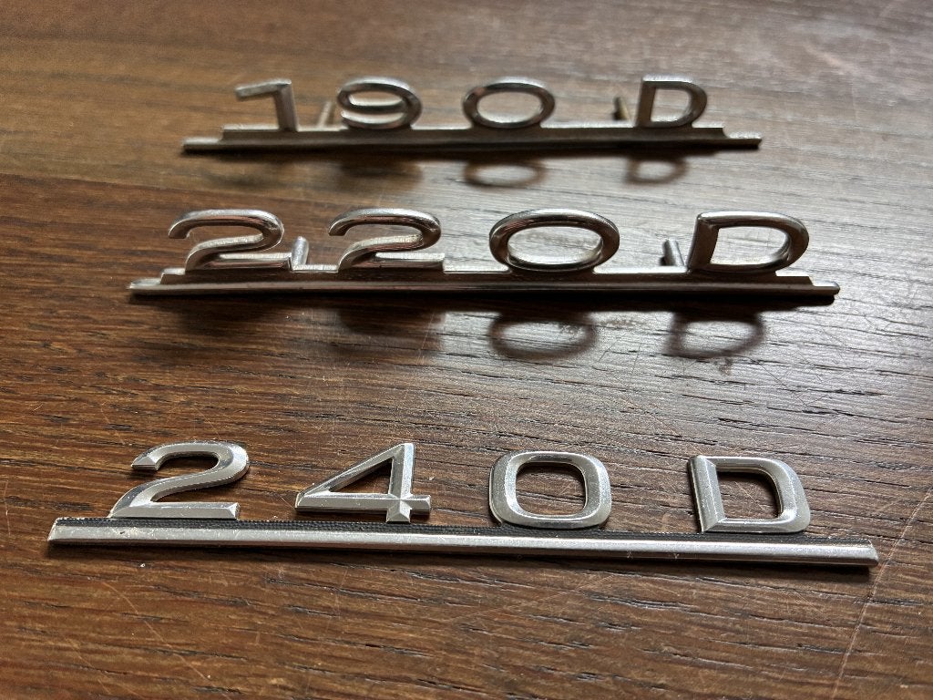 Mercedes W110/W115/W123 typeplaatjes, Ophalen of Verzenden, Gebruikt, Mercedes-Benz