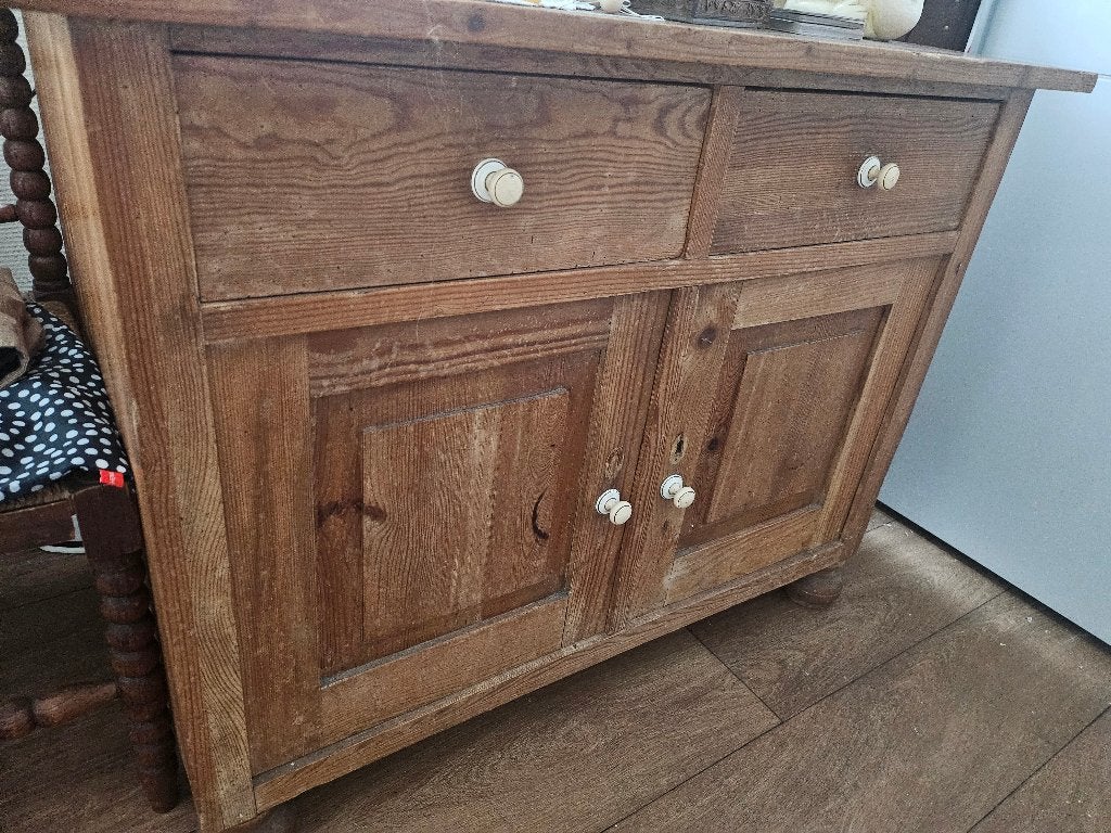 Antieke grenen commode, Ophalen