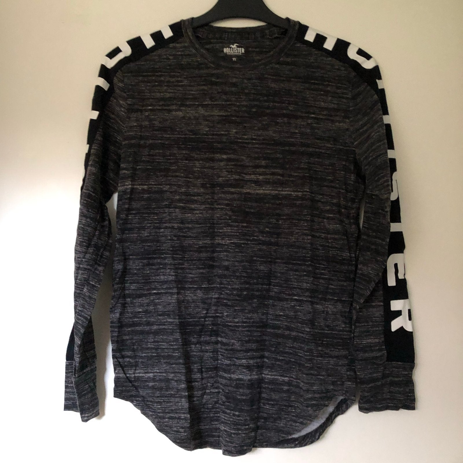 Hollister T-shirt, longsleeves en hoodies, maat xs, Kleding | Heren, Ophalen of Verzenden, Gedragen, Maat 46 (S) of kleiner