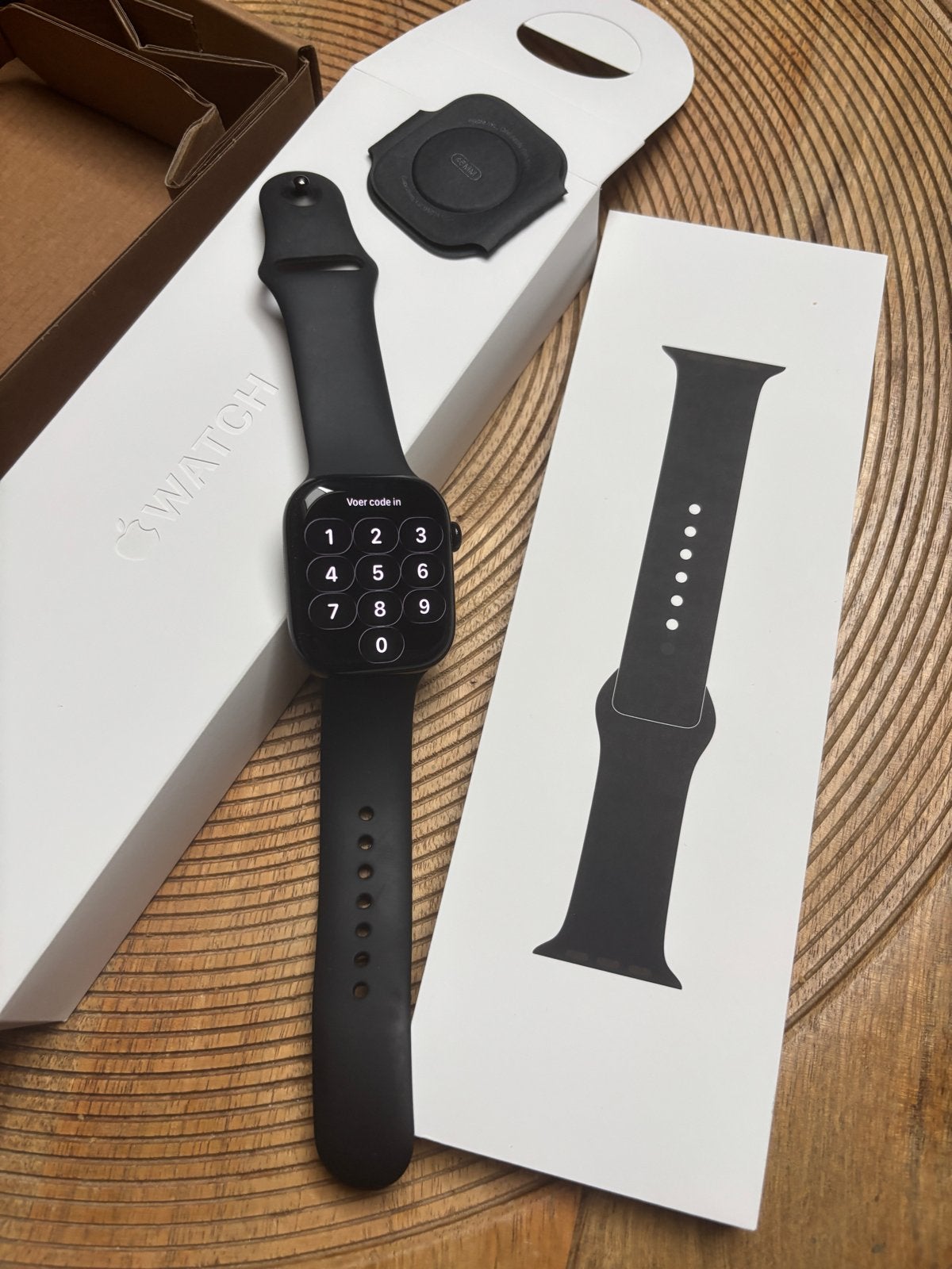Apple Watch Series 10 GPS 46mm Zwart met extra bandje