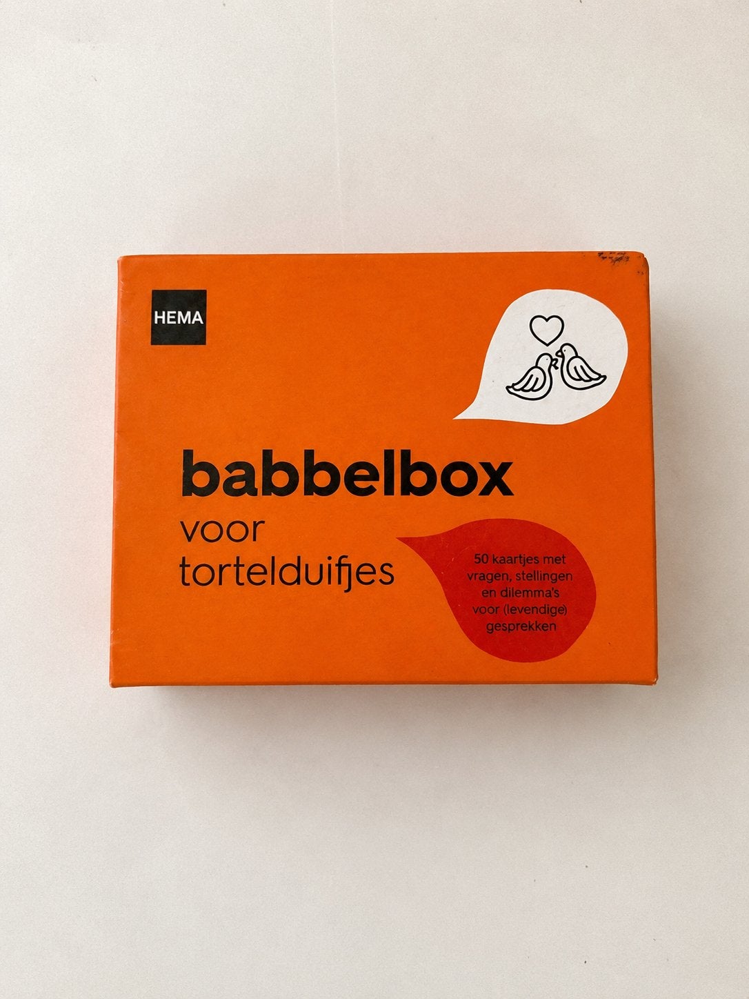 Hema Babbelbox voor tortelduifjes - Nieuwstaat, Hobby en Vrije tijd, Een of twee spelers, Ophalen of Verzenden, Zo goed als nieuw