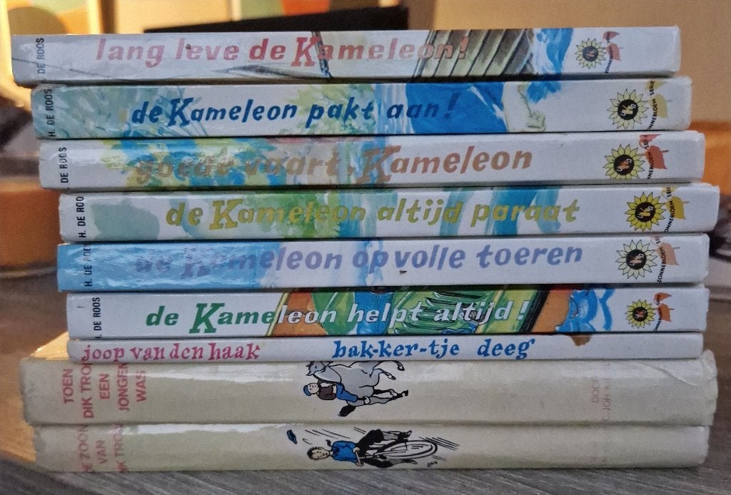 De Kameleon, Dik Trom en Bakkertje-Deeg. 9 jongensboeken, Boeken, Fictie algemeen, H. de Roos, Ophalen, Gelezen