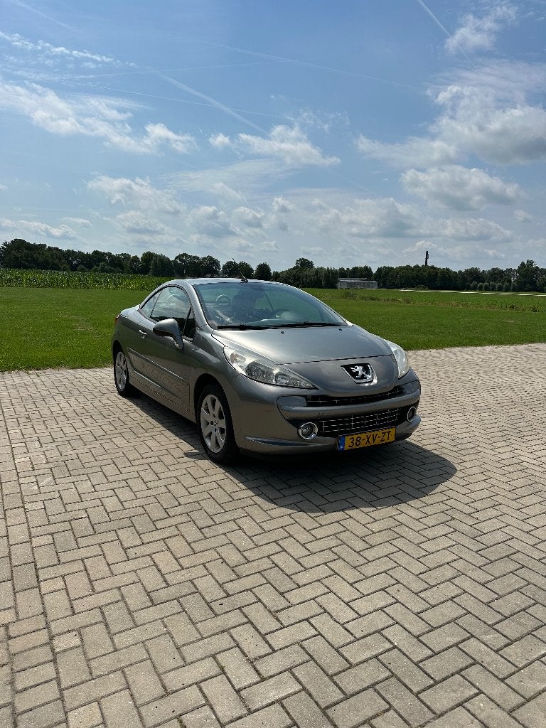 Peugeot 207 1.6 16V CC 88KW 2007 Grijs, Auto's, Voorwielaandrijving, 15 km/l, 4 cilinders, Cabriolet