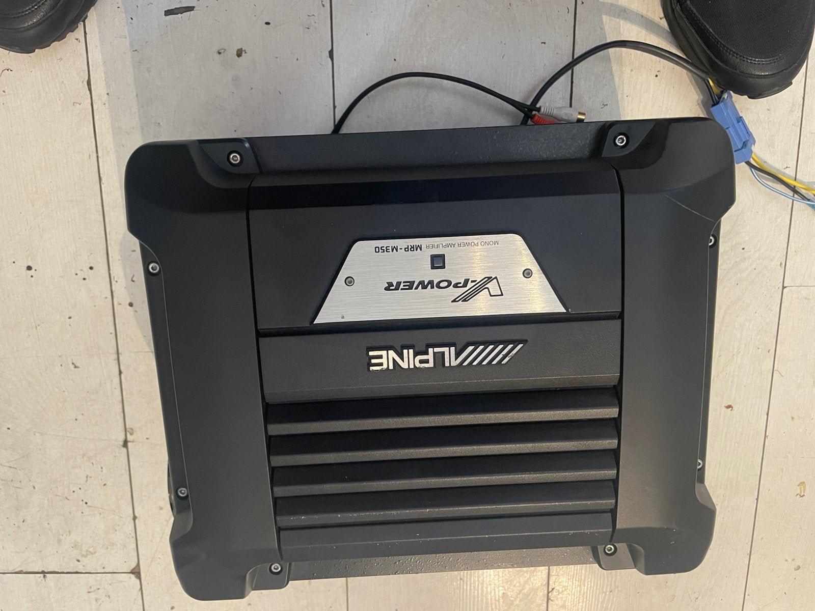 ALPINE  SWD-2000 AKTIEVE SUBWOOFER ZGAN, Ophalen of Verzenden, Zo goed als nieuw