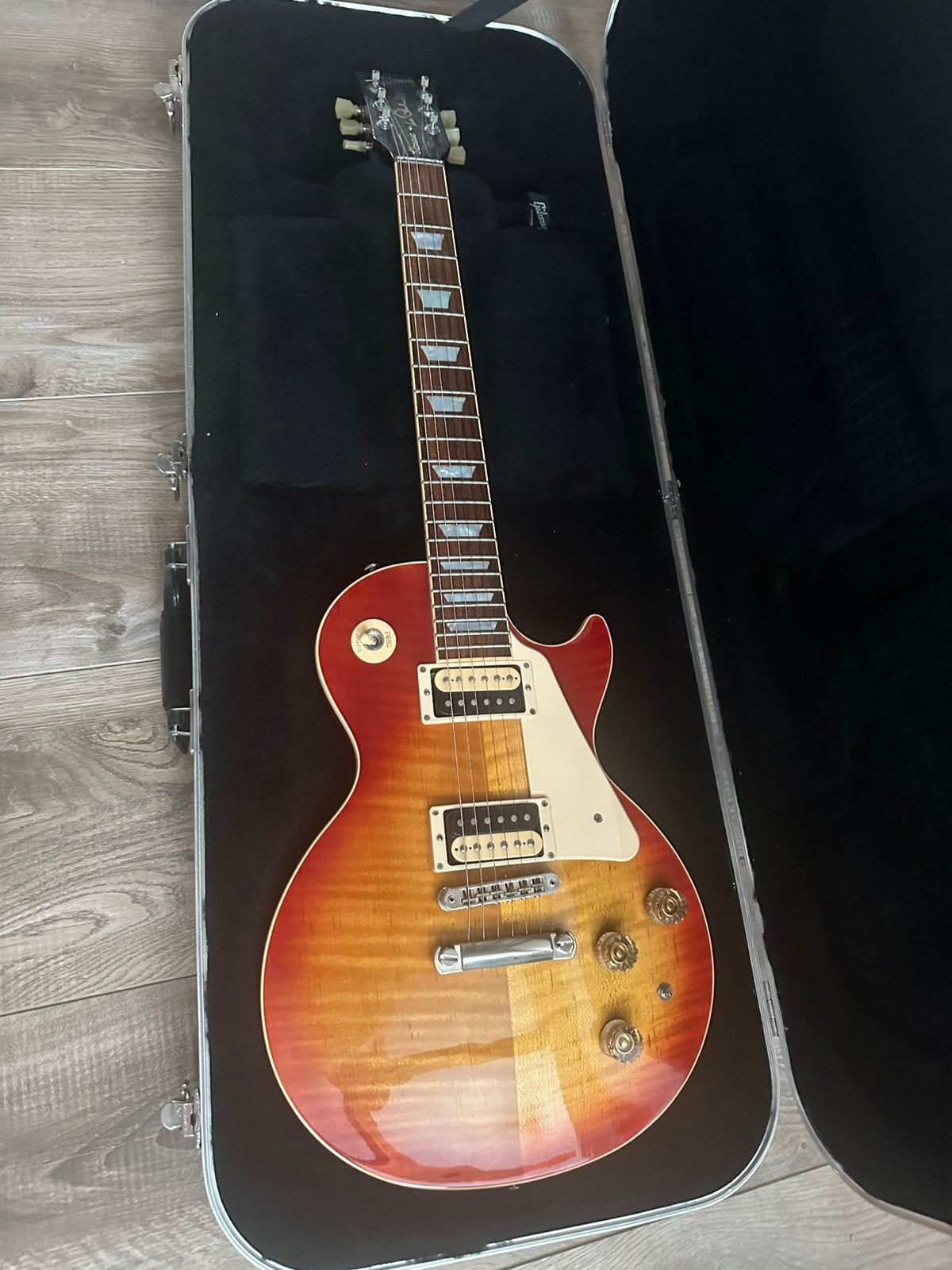 Gibson Les Paul USA Classic 2015 Anniversay, Muziek en Instrumenten, Ophalen, Zo goed als nieuw, Solid body, Gibson