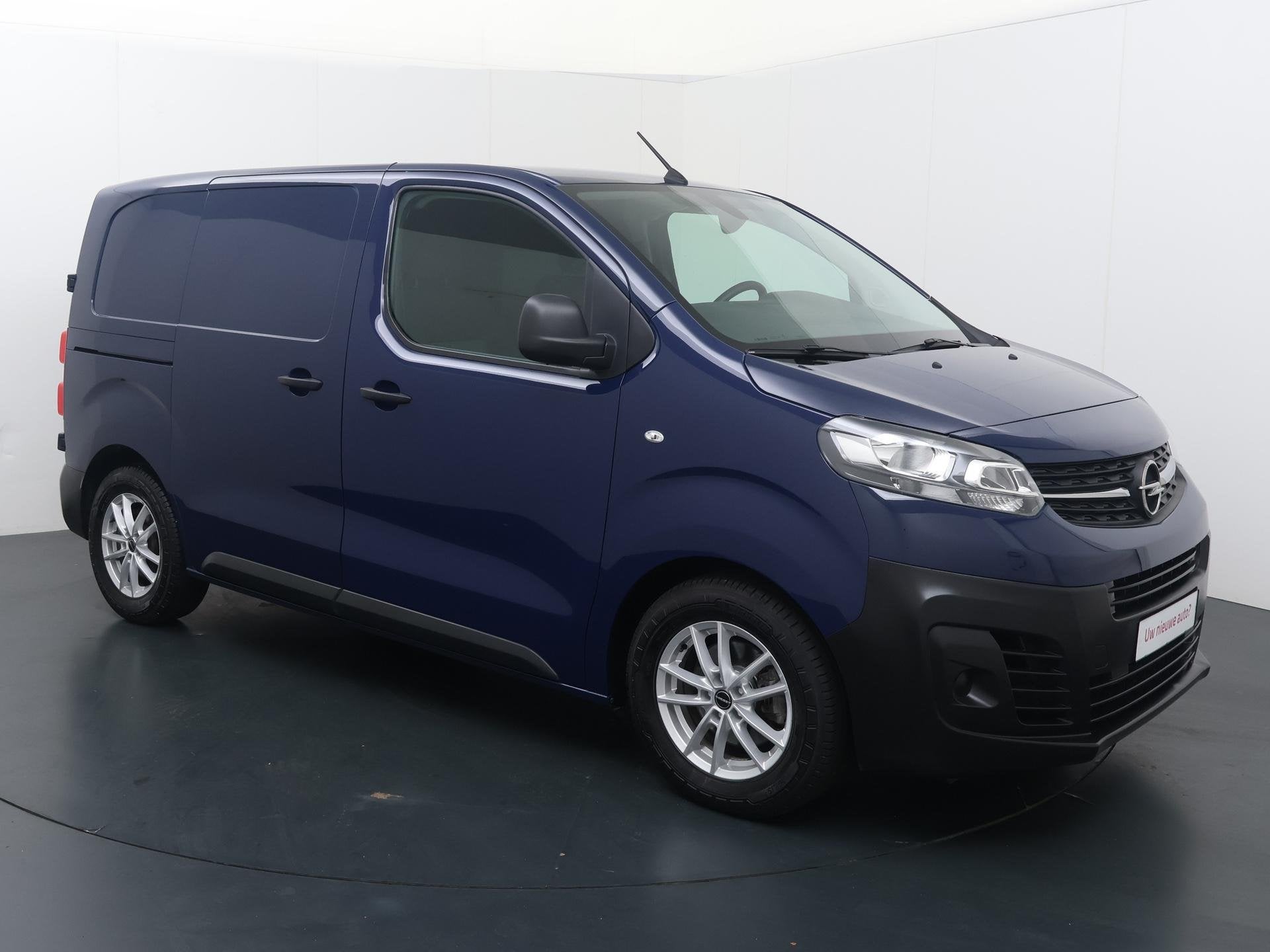 Opel Vivaro-e L1H1 Innovation 50 kWh | 136 PK | SoH % | Airc, 136 pk, Gebruikt, Met garantie (alle), Blauw