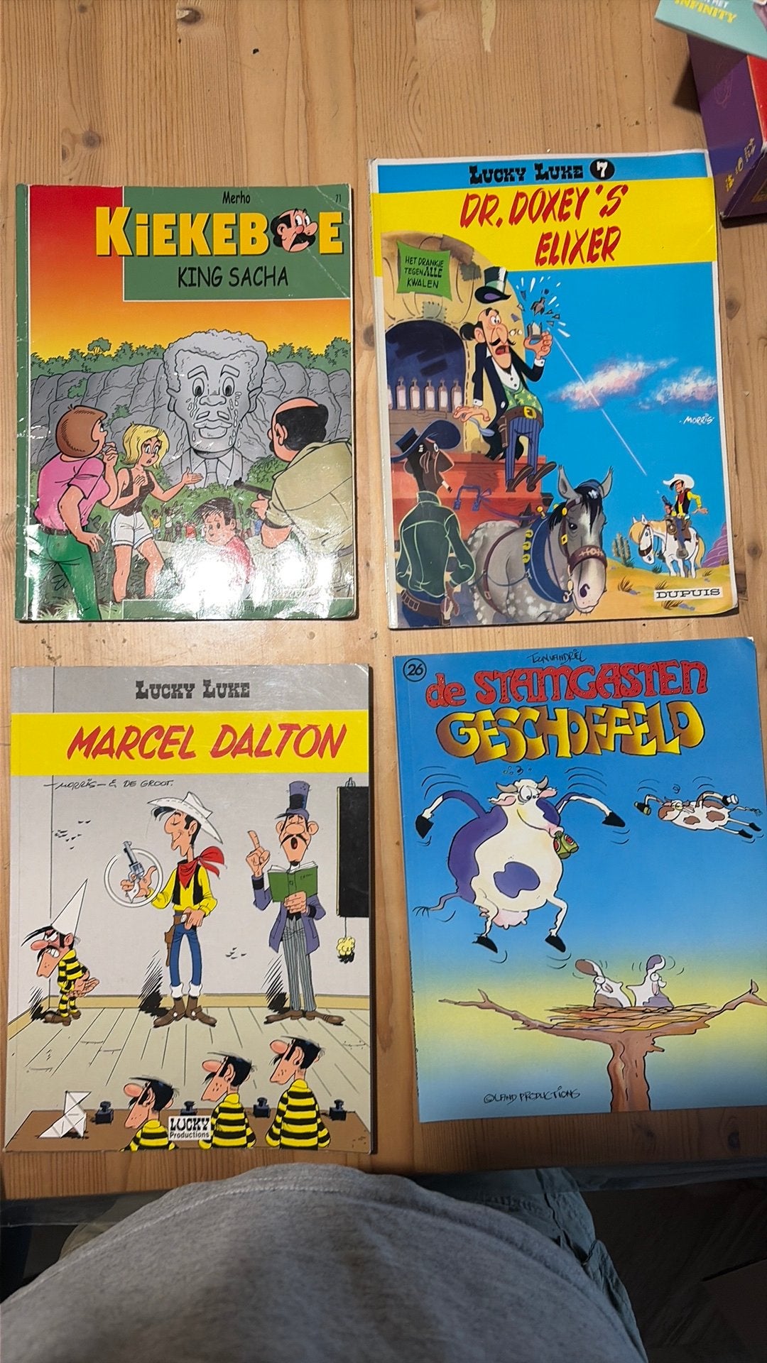 21 strips, Boeken, Meerdere stripboeken, Ophalen of Verzenden, Zo goed als nieuw