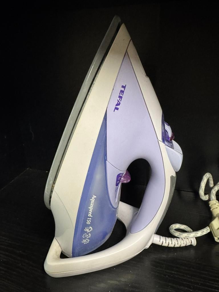 Tefal stoomstrijkijzer  Aquaspeed 150, Witgoed en Apparatuur, Strijkijzers en Strijkplanken, Ophalen of Verzenden, Zo goed als nieuw
