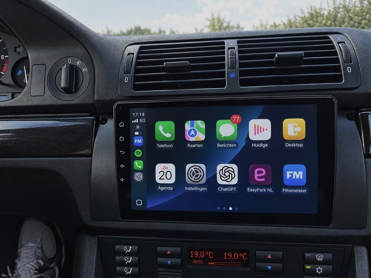 BMW E39 520i 6-cilinder automaat | Youngtimer | APK 2027, foto 12