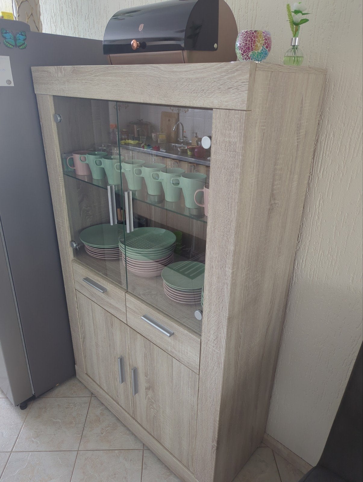 Moderne Vitrinekast met Glazen Deuren en Lades, Gebruikt, Met lade(s), Overige houtsoorten, Modern