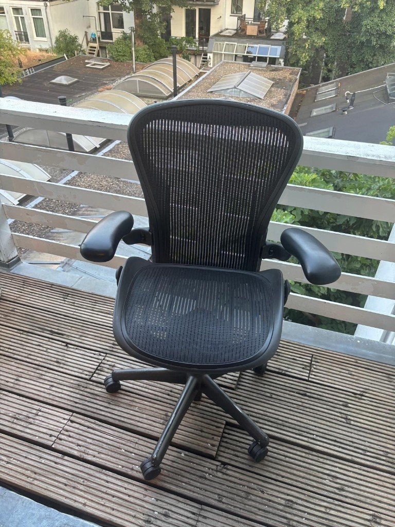 Herman Miller Aeron Chair Maat B - Anthraciet, Ophalen, Gebruikt, Grijs, Bureaustoel