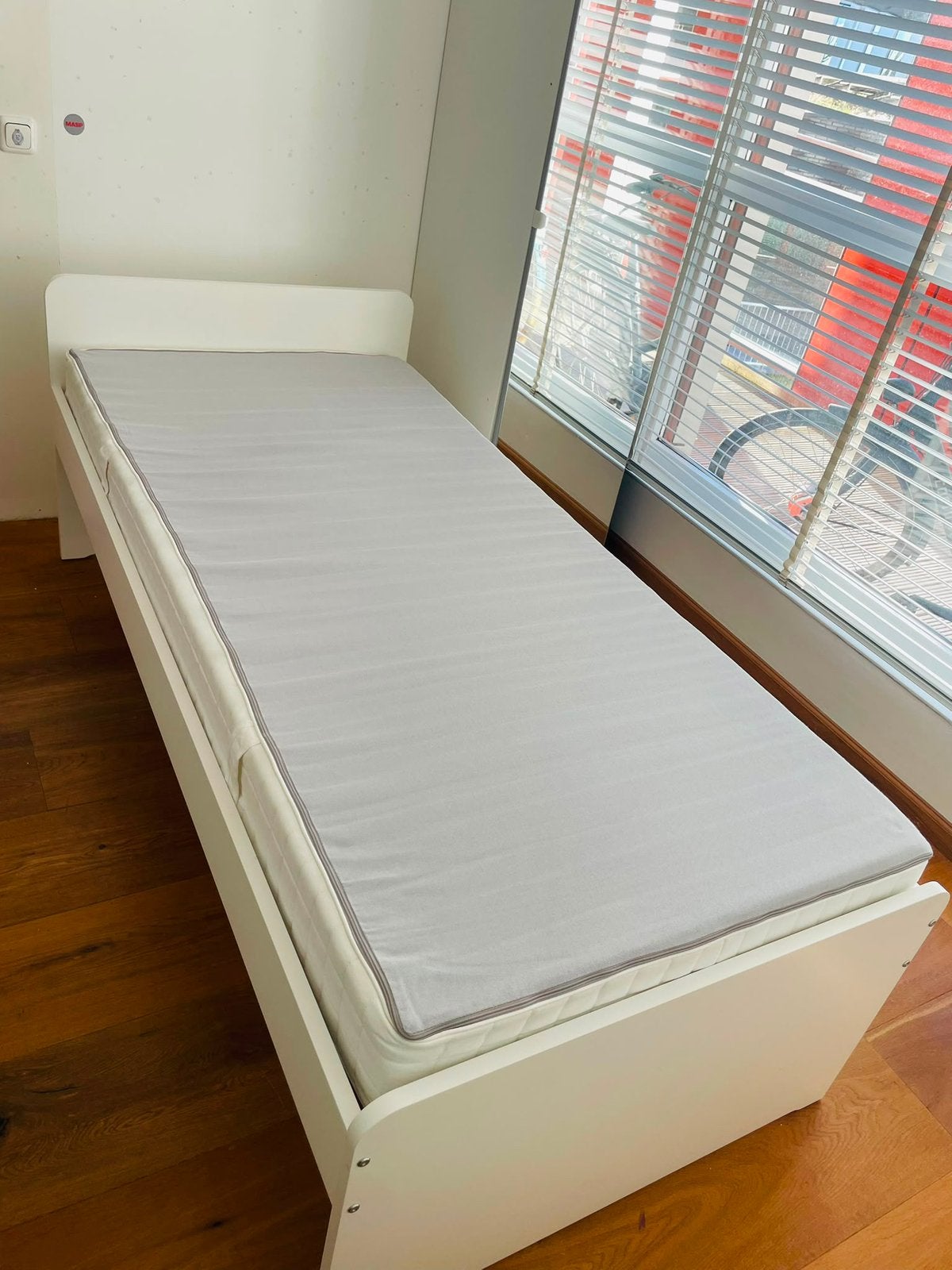IKEA bed en matras 90x200 - TODAY, Ophalen, 90 cm, Eenpersoons, Wit