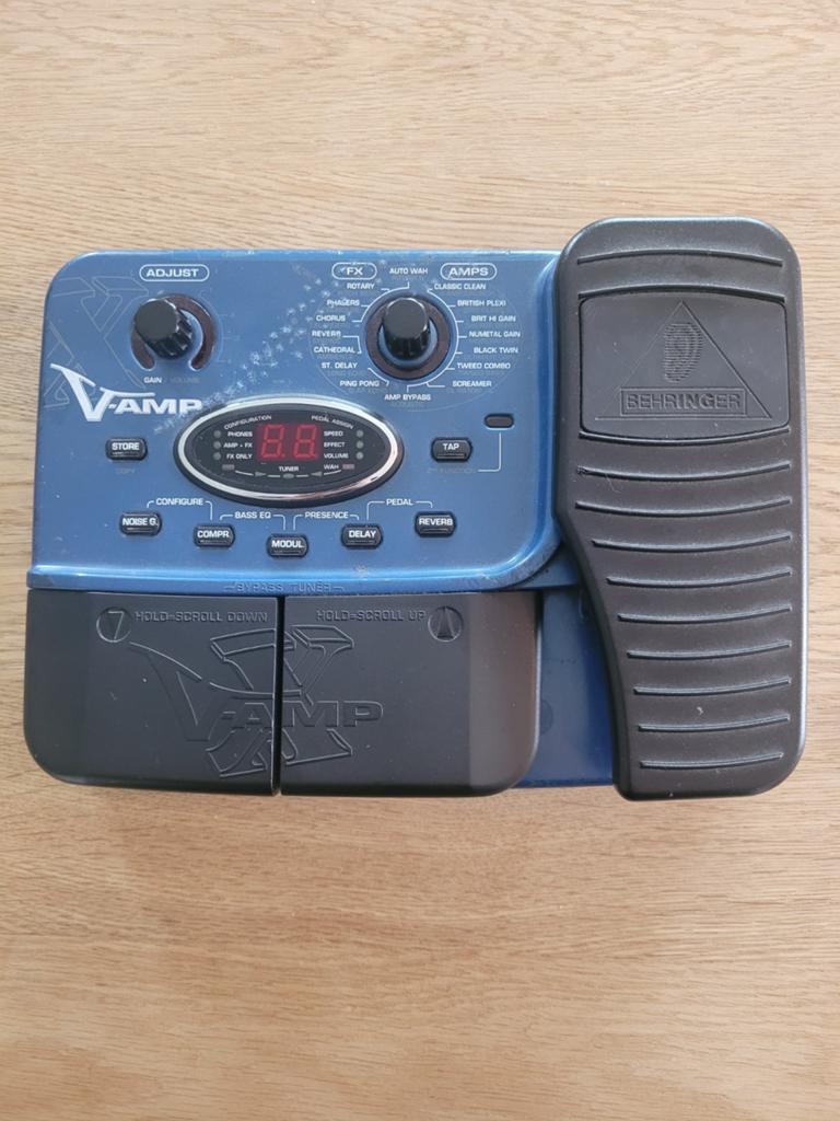 Behringer X V-Amp Multi-effects processor, Ophalen of Verzenden, Gebruikt, Multi-effect