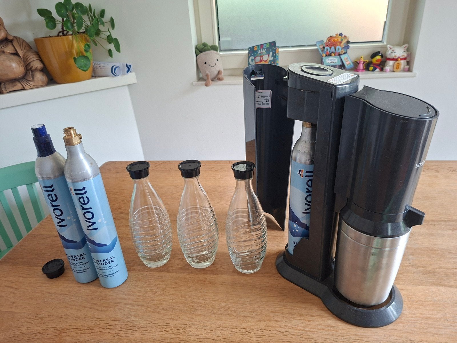 Sodastream met 3 CO2 cilinders en 3 flessen, Ophalen