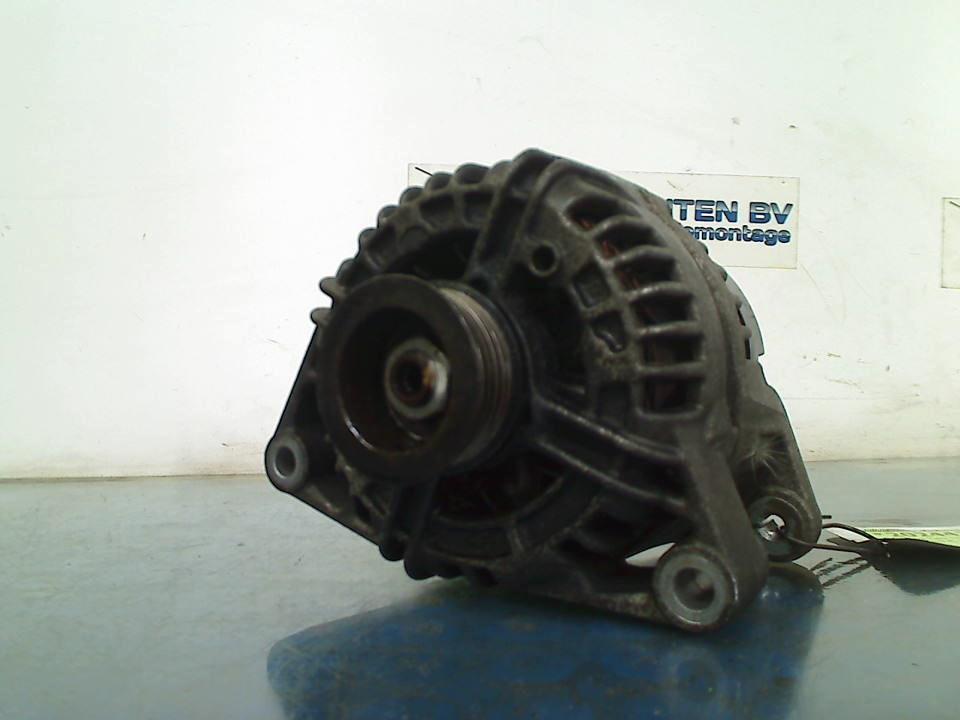 Dynamo Opel Tigra Twin Top (2004-06/2010-12) 124425021, Gebruikt, Bahnhofsplatz, Rüsselsheim am Main 65423, , Duitsland, Opel