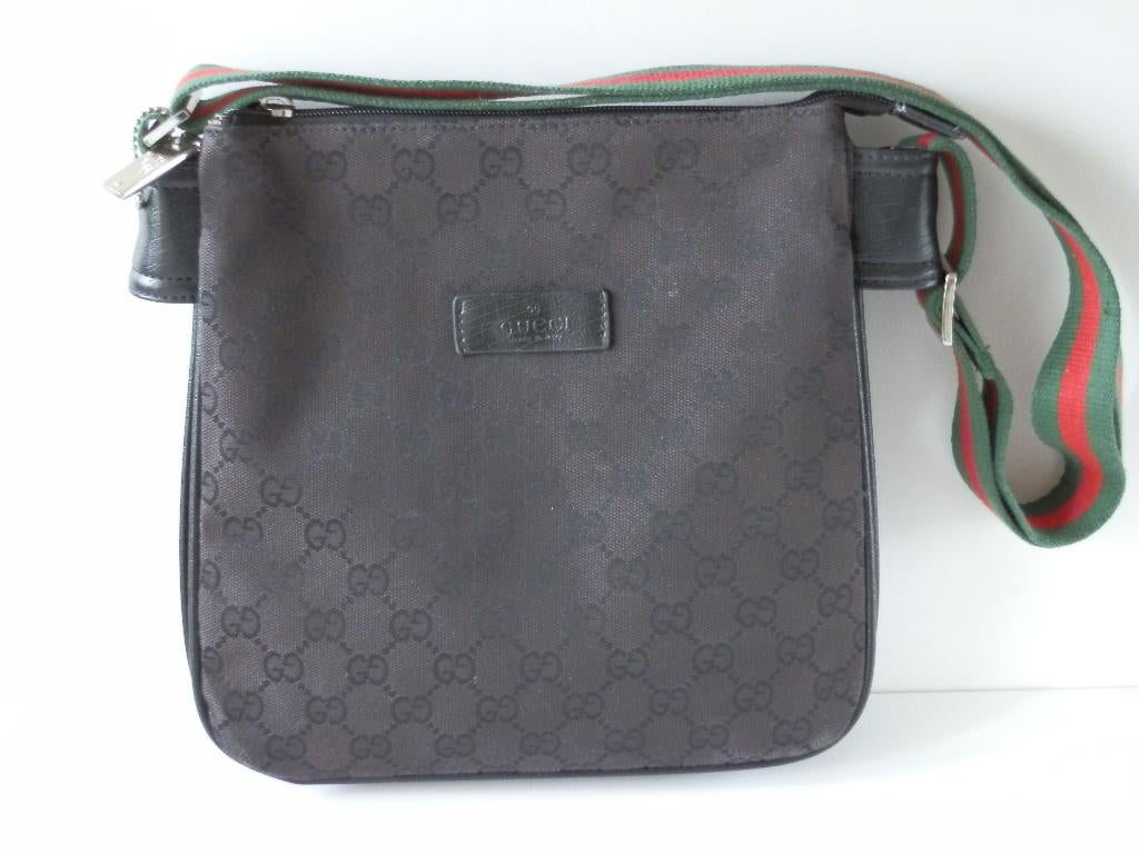 Gucci schoudertas. Unisex., Ophalen of Verzenden, Zo goed als nieuw, Overige kleuren, Schoudertasje
