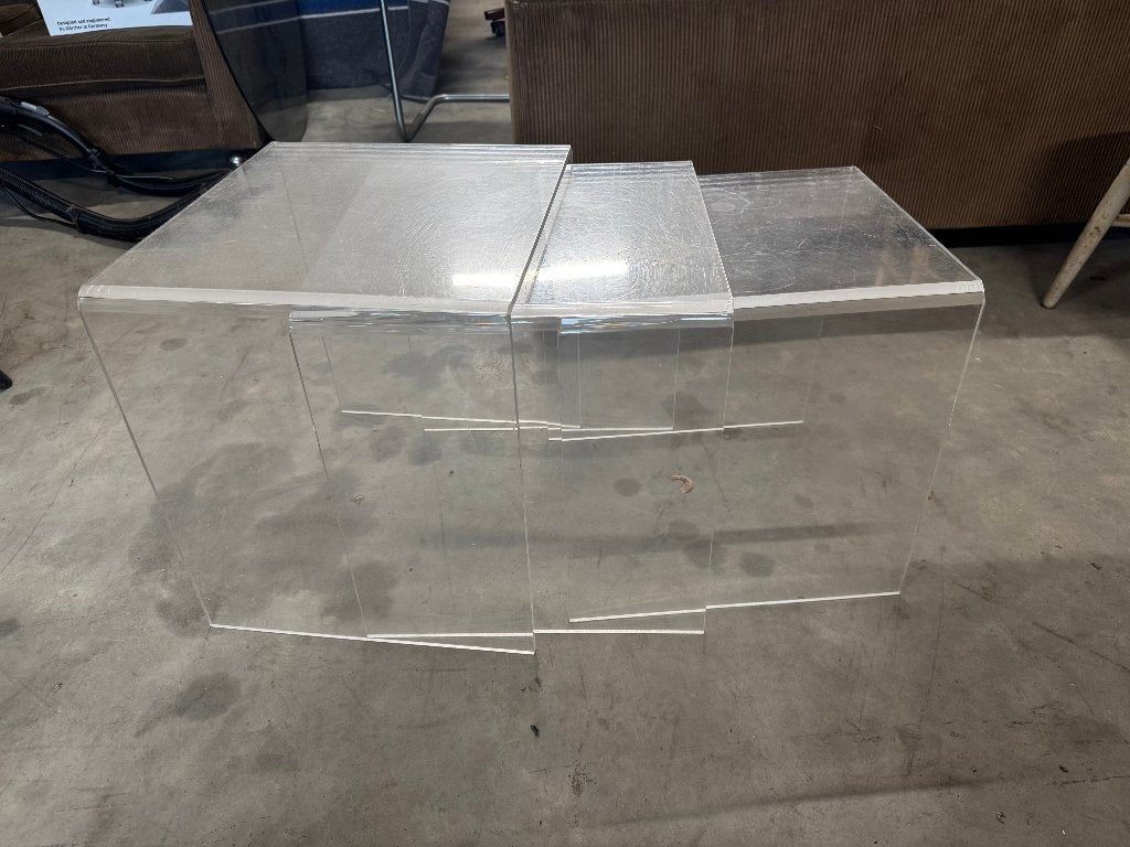 Vintage Lucite bijzettafels van plexiglas, set van 3, Huis en Inrichting, Vierkant, Zo goed als nieuw, Ophalen, 45 tot 60 cm