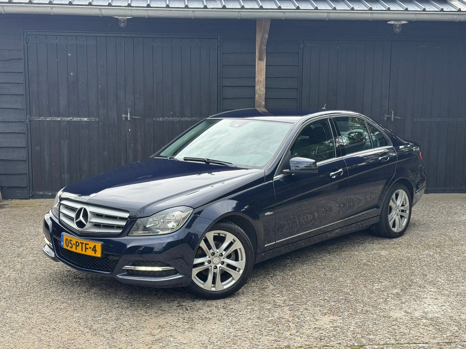 Perfecte Mercedes-Benz C-Klasse C180 Aut7 2011 Blauw, Auto's, Automaat, 1800 kg, Zwart, Origineel Nederlands
