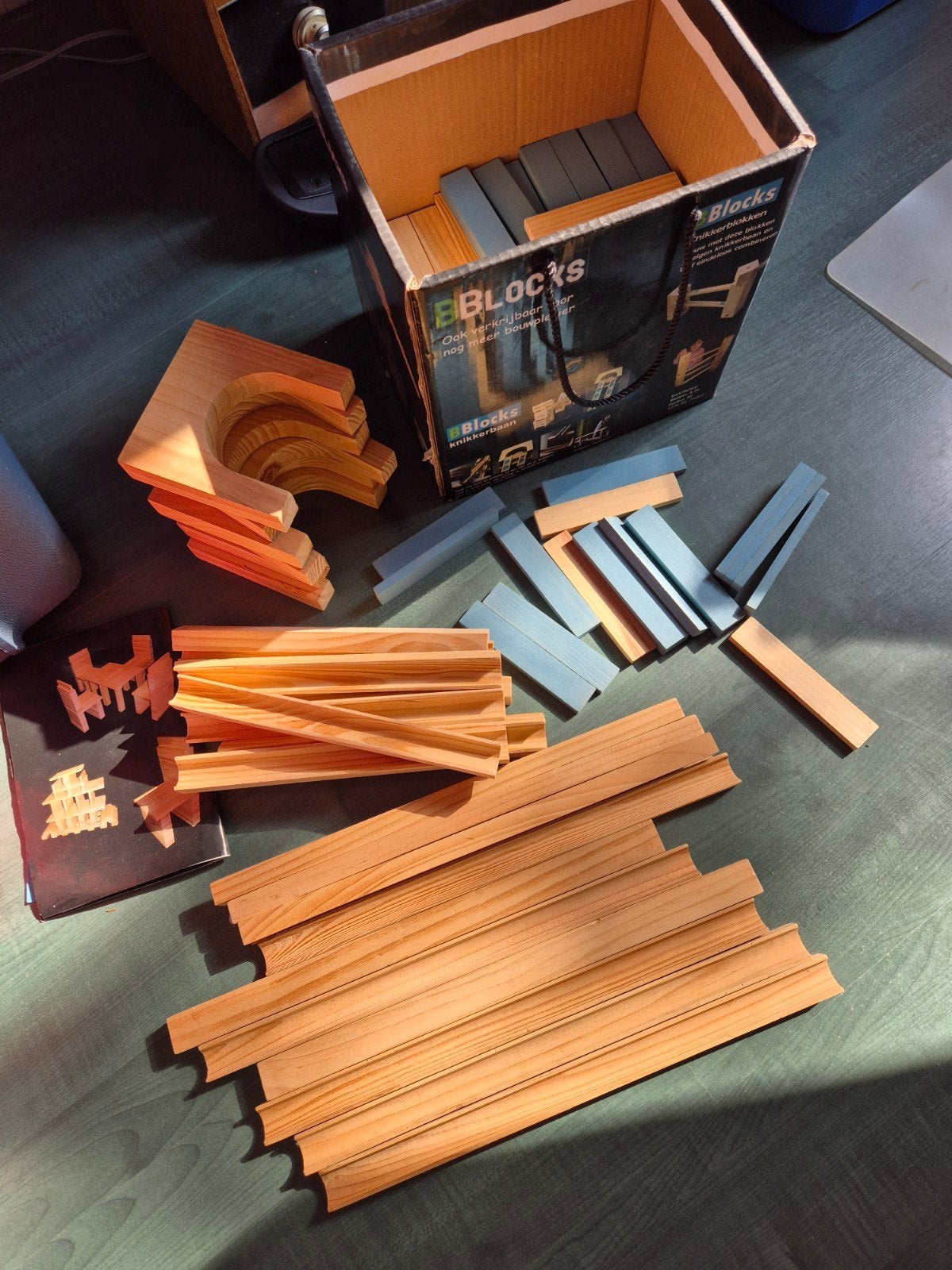 BBlocks houten blokken en plankjes zelf bouwen, Ophalen, Zo goed als nieuw, Bouwen
