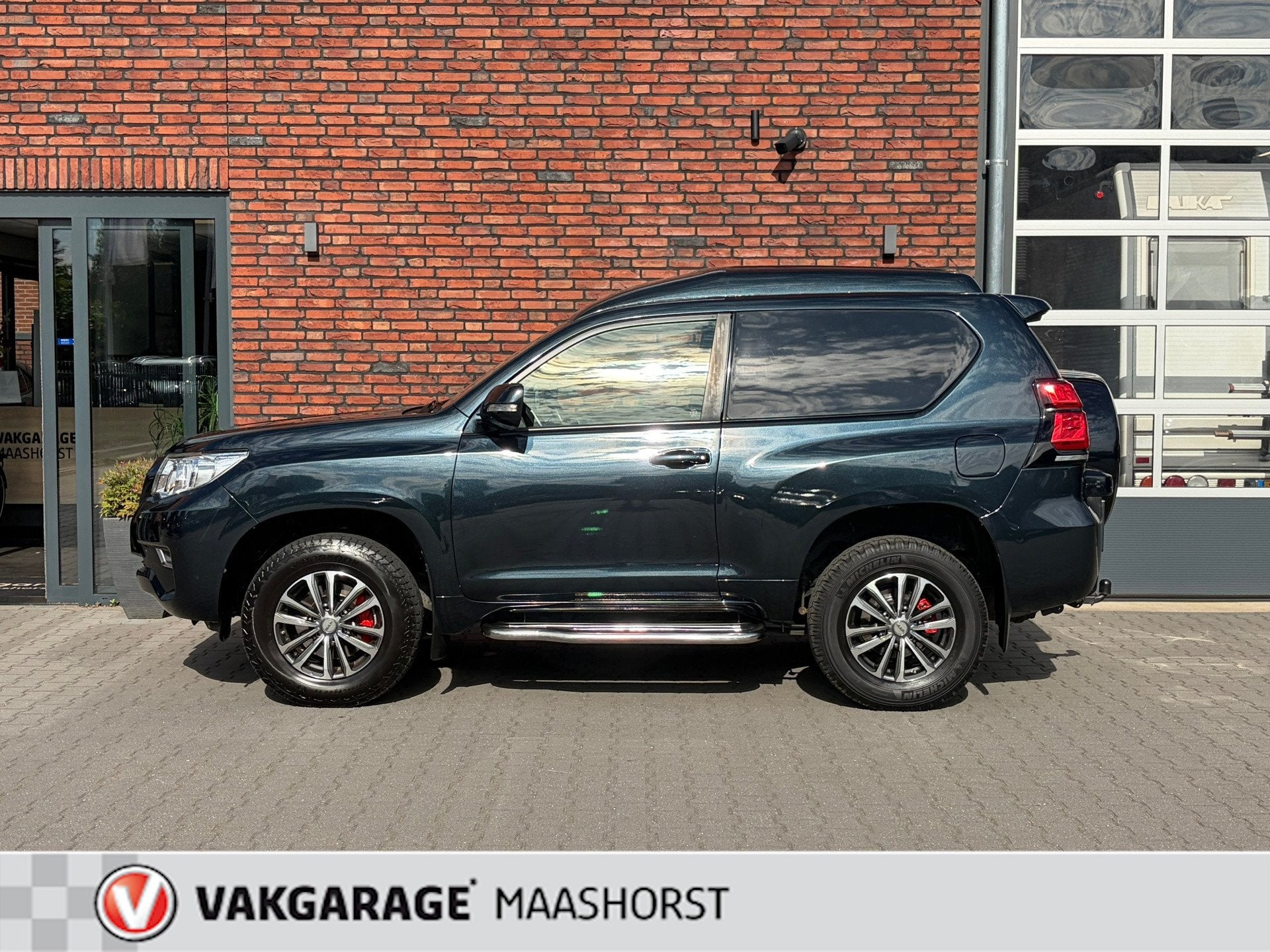 Toyota Land Cruiser 2.8 D-4D-F Comfort High Roof Blind Van 3, Auto's, Gebruikt, Euro 6, 4 cilinders, 14 km/l