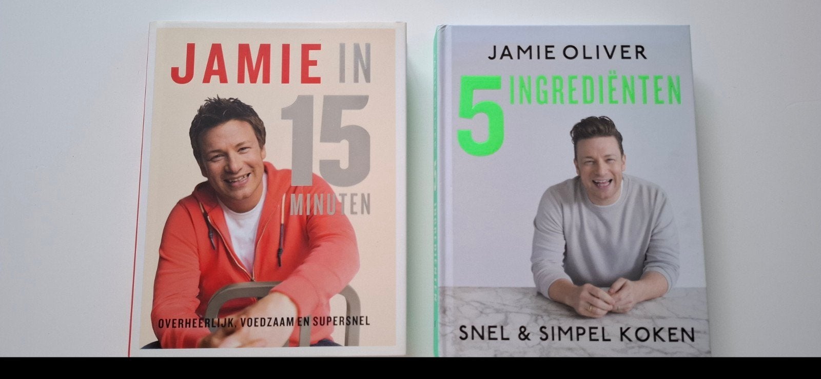 2 Jamie Oliver Kookboeken: 15 Minuten & 5 Ingrediënten, Boeken, Kookboeken, Ophalen, Zo goed als nieuw, Jamie Oliver, Gezond koken