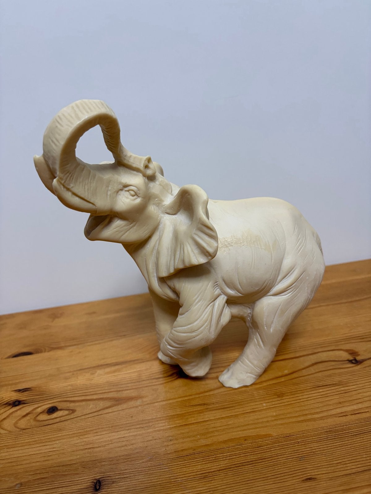 Decoratieve olifant met omhoogstaande slurf, Ophalen of Verzenden