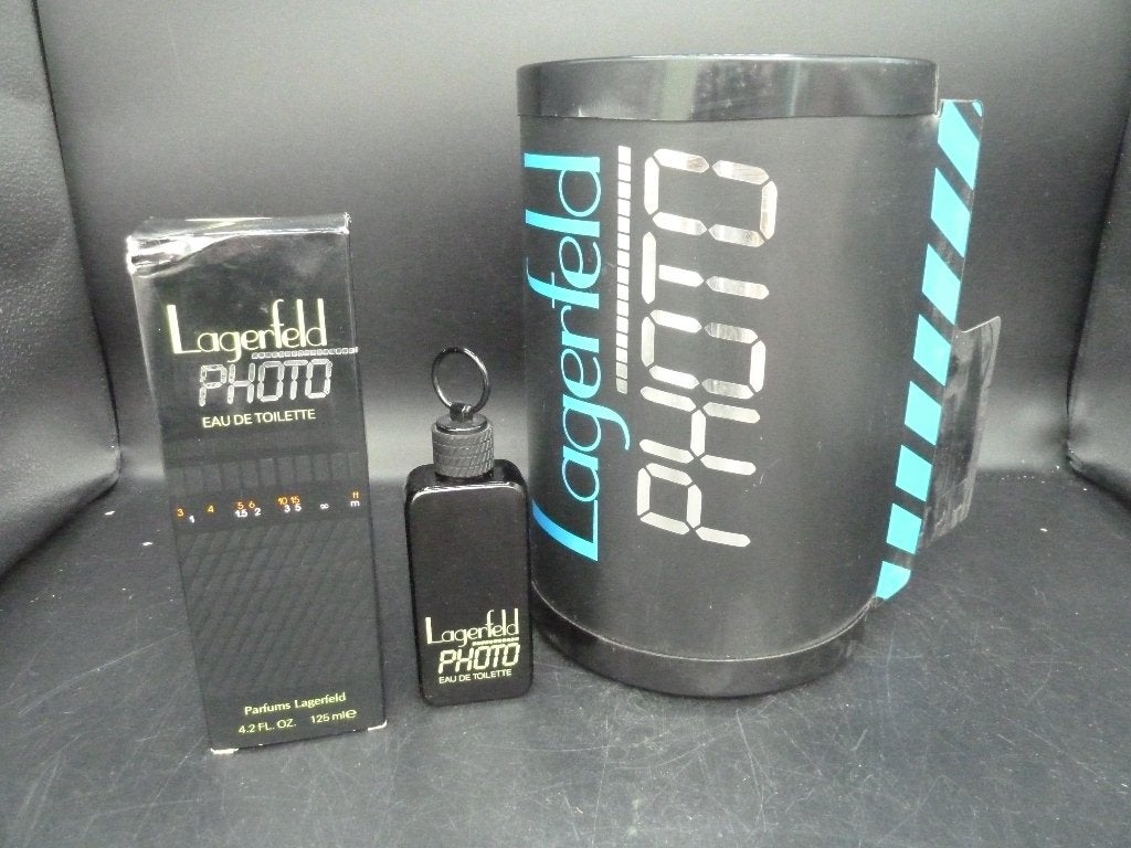 Reclame display Photo Carl Lagerfeld eau de toilette 1970, Ophalen of Verzenden, Nieuw, Overige typen