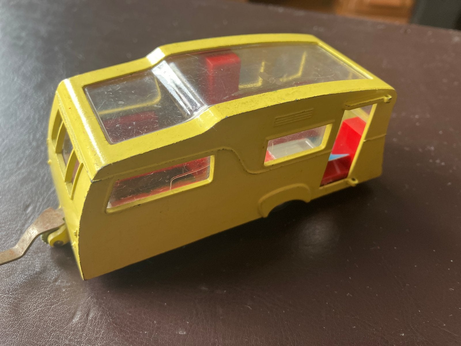 Vintage Dinky Toys Four Berth Caravan - Geel, Ophalen of Verzenden, Gebruikt