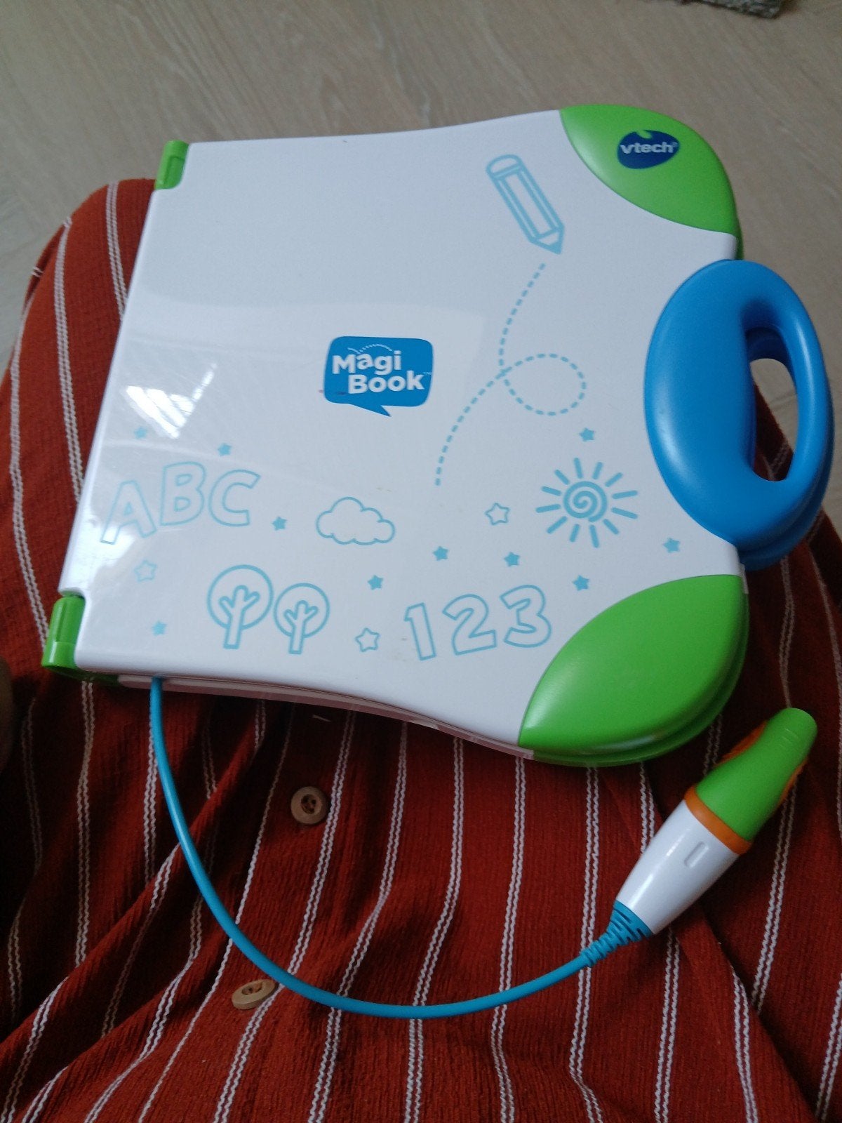 VTech MagiBook met 3 boekjes niveau 1, Kinderen en Baby's, Speelgoed | Vtech, Ophalen of Verzenden, Zo goed als nieuw