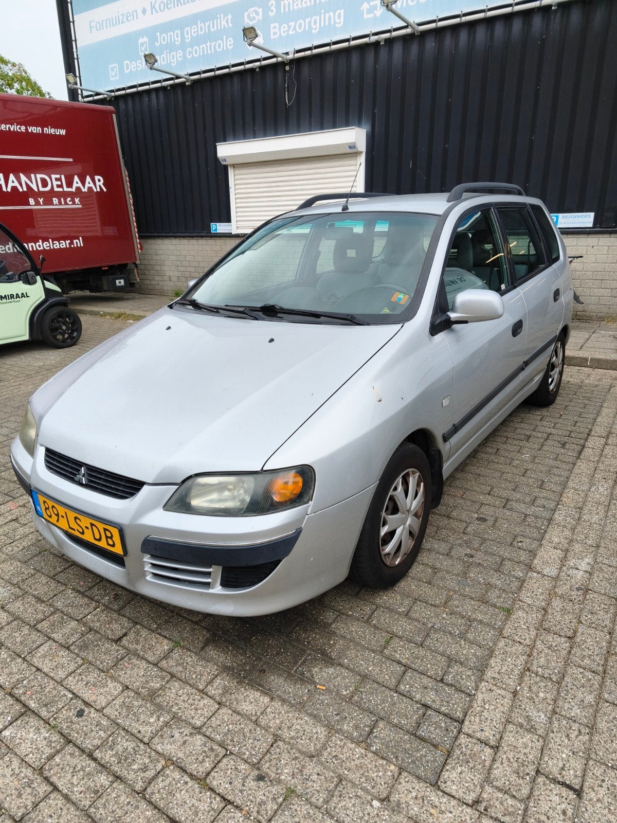 Mitsubishi Space Star 1.6 Comfort 2003 Grijs, Voorwielaandrijving, 1160 kg, 4 cilinders, Handgeschakeld