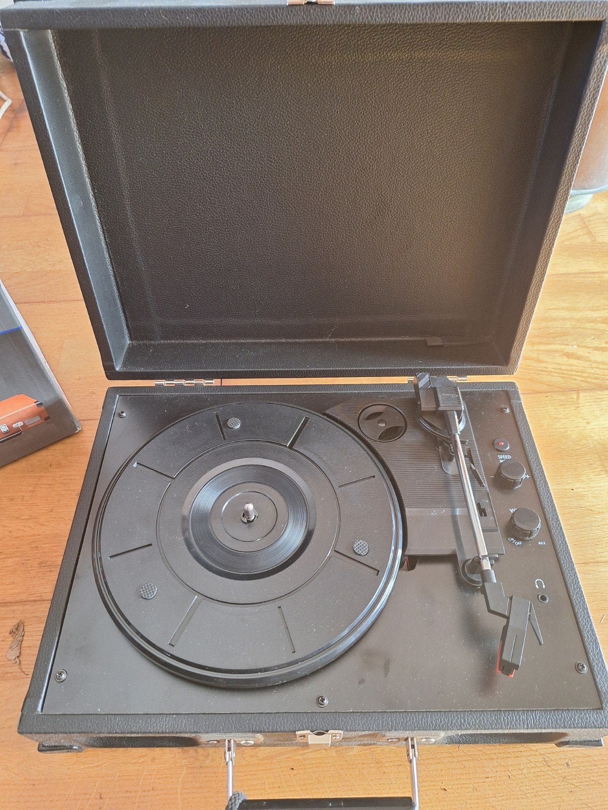 Soundmaster PL580 Platenspeler met ingebouwde speakers, Ophalen of Verzenden