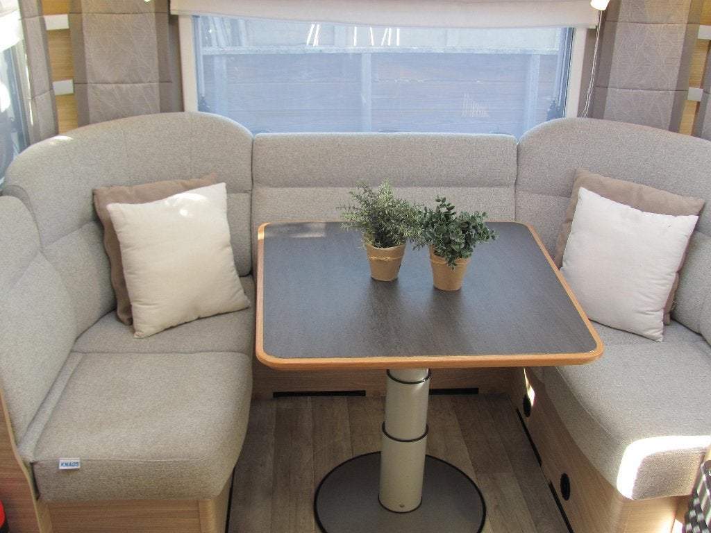 Foto 4 van Knaus 460 EU Sudw, MOVER AIRCO LUIFEL UNICO VT/LF PRACHTIG !