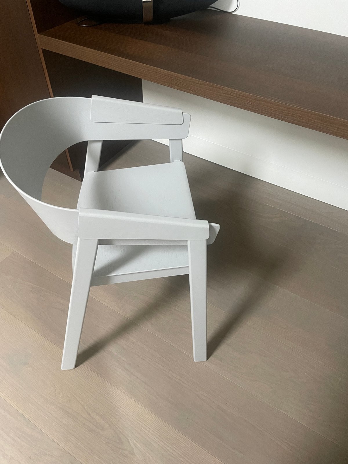 Design stoel -  lichtgrijs  - Zo goed als nieuw, Ophalen, Zo goed als nieuw, Scandinavidch design, Hout