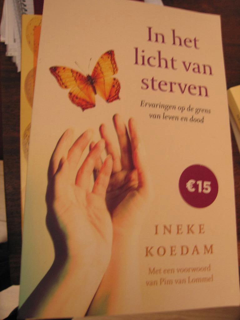 In het licht van sterven., Ophalen of Verzenden, Spiritualiteit algemeen, Achtergrond en Informatie