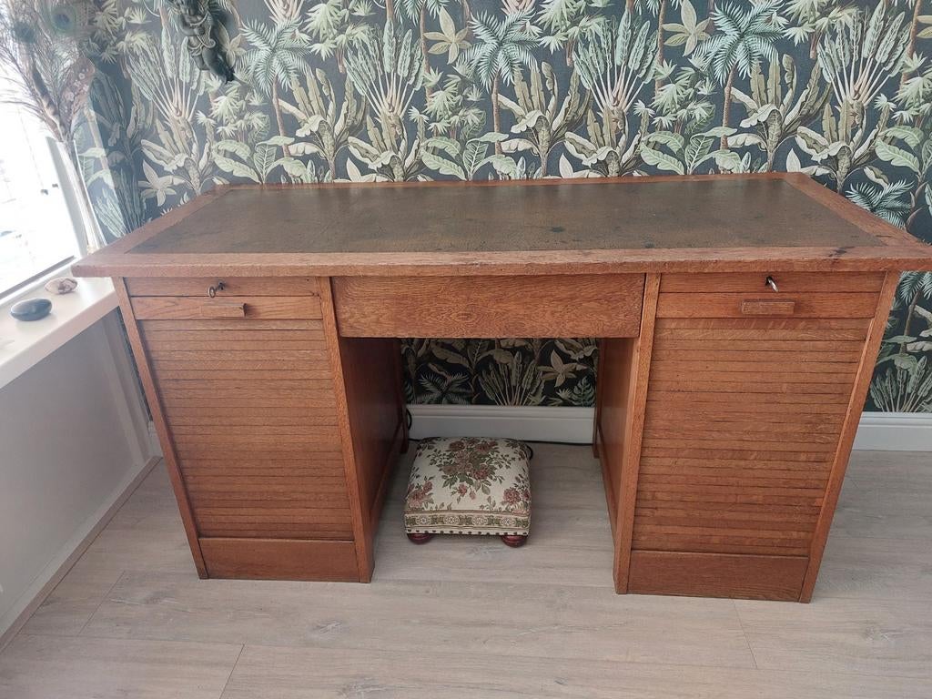 Vintage/antiek eikenhouten bureau met rolluiken, Antiek en Kunst, Ophalen