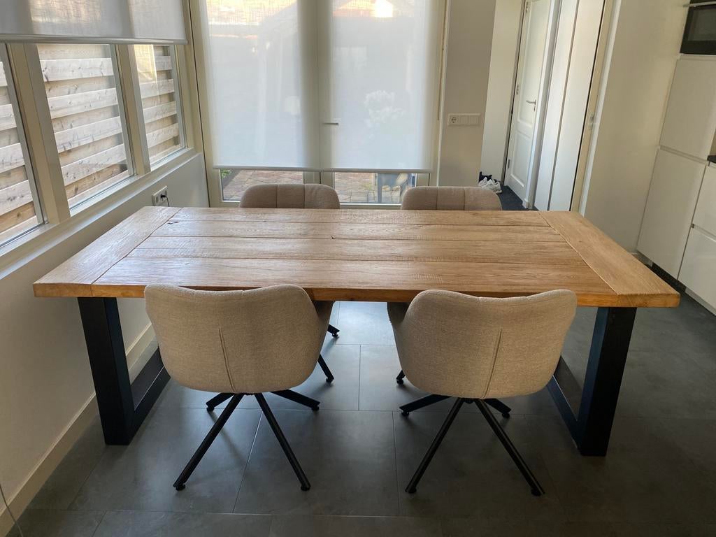 Eikenhouten eettafel, Ophalen, Gebruikt, 200 cm of meer, 50 tot 100 cm