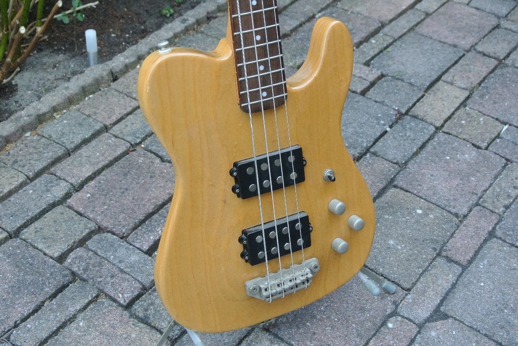 Shine SBA 704 Telecaster Bass, Ophalen, Zo goed als nieuw, Elektrisch