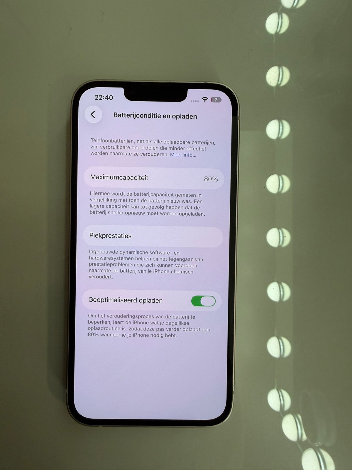 Foto 4 van Iphone 13 - Roze 80% batterijconditie