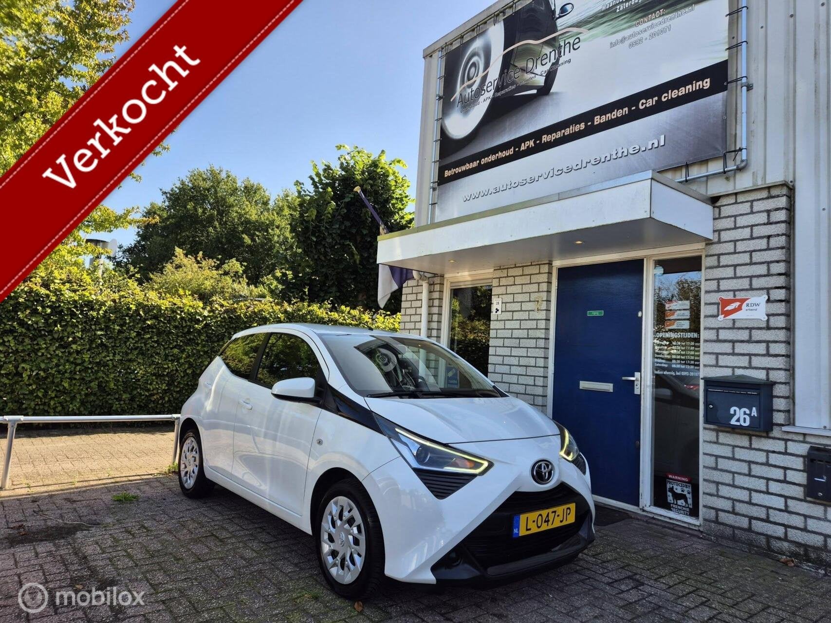 Toyota Aygo 1.0 VVT-i 5drs Carplay/Camera/Cruise/Airco/LED!, Voorwielaandrijving, Dealer onderhouden, Gebruikt, Euro 6