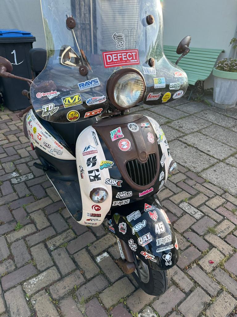 Leukste Retro Scooter van Nederland, Fietsen en Brommers, Snorfietsen en Snorscooters, Gebruikt, Benzine, Ophalen, Overige merken