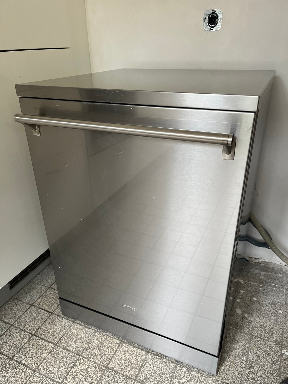 Vaatwasser SMEG LVS43STXIN, Ophalen, Zo goed als nieuw