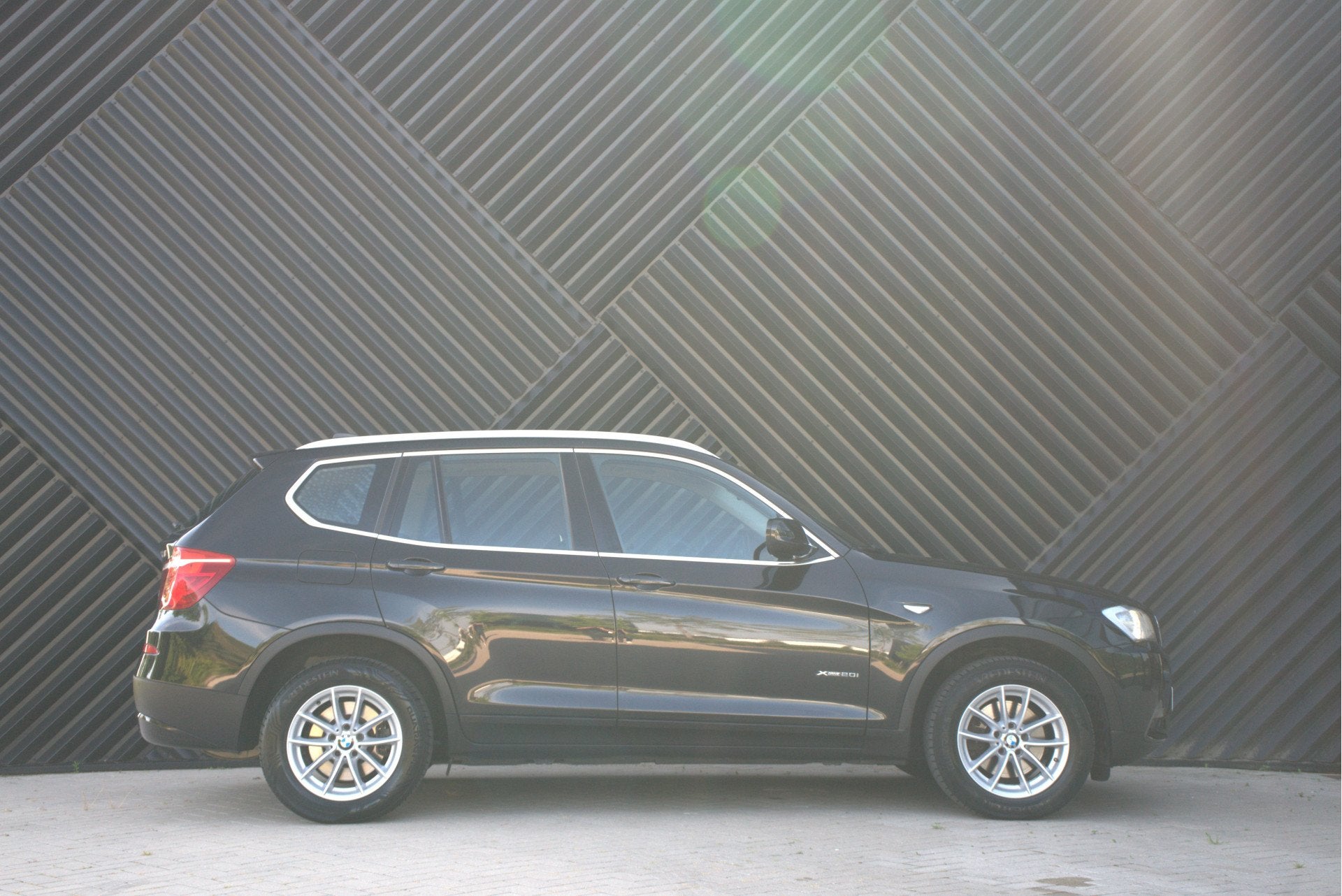 BMW X3 xDrive20i Aut Xenon Cruise Stoelverw. Leder Start/Sto, Automatische klimaatregeling, Gebruikt, Zwart, 4 cilinders