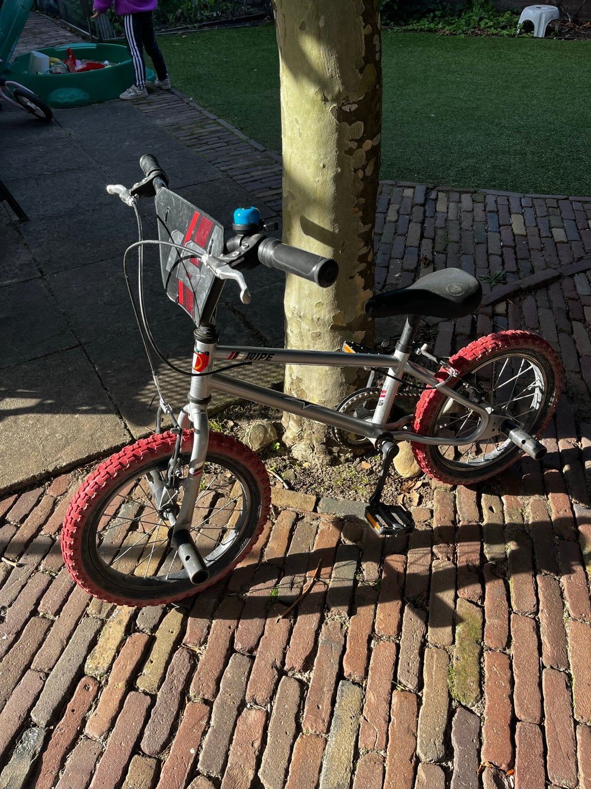 Btwin 16 inch BMX fiets, Ophalen, Staal, Velgrem, Voetsteunen