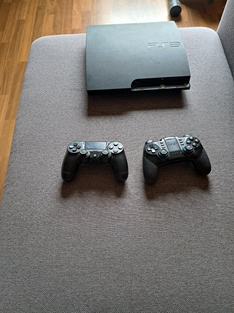 PLAYSTATION 3, Spelcomputers en Games, Ophalen, Gebruikt, Met 2 controllers, Slim
