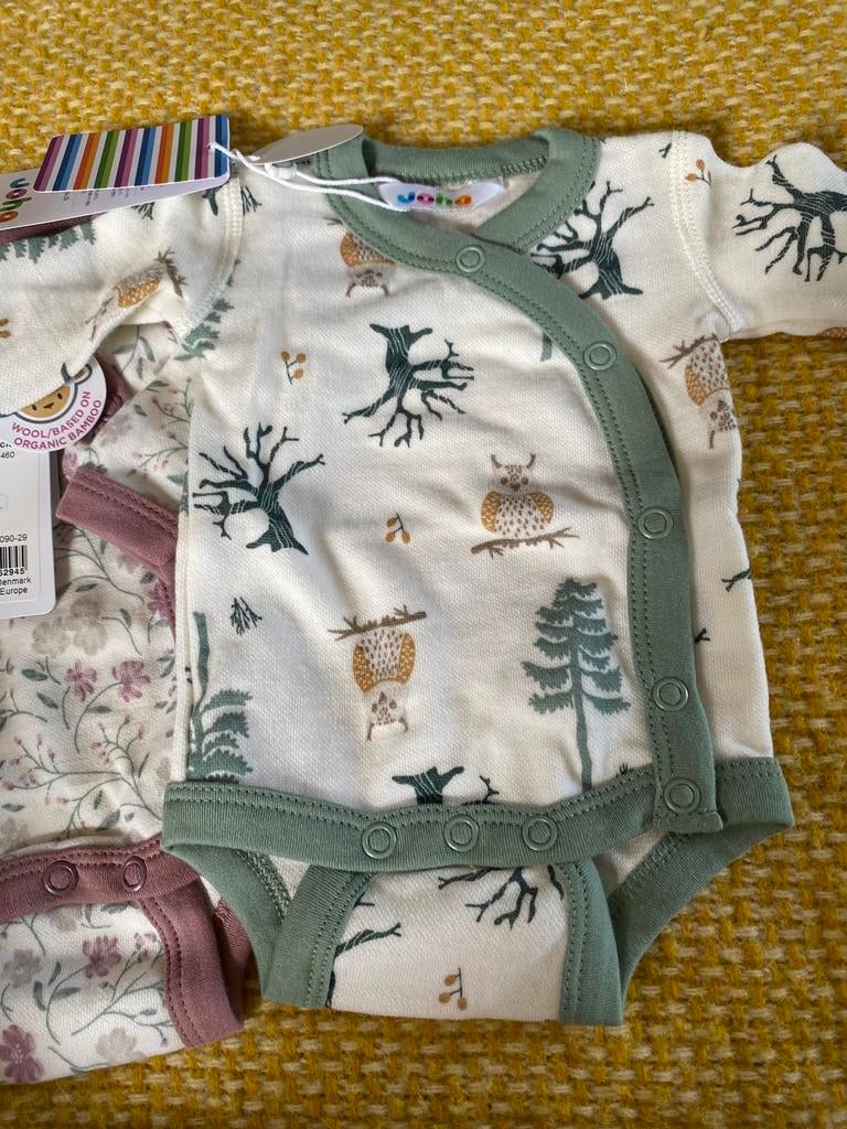 Mooie nieuwe wikkelromper JOHA mt 40/44, Kinderen en Baby's, Verzenden, Nieuw, Jongetje of Meisje, Overige typen