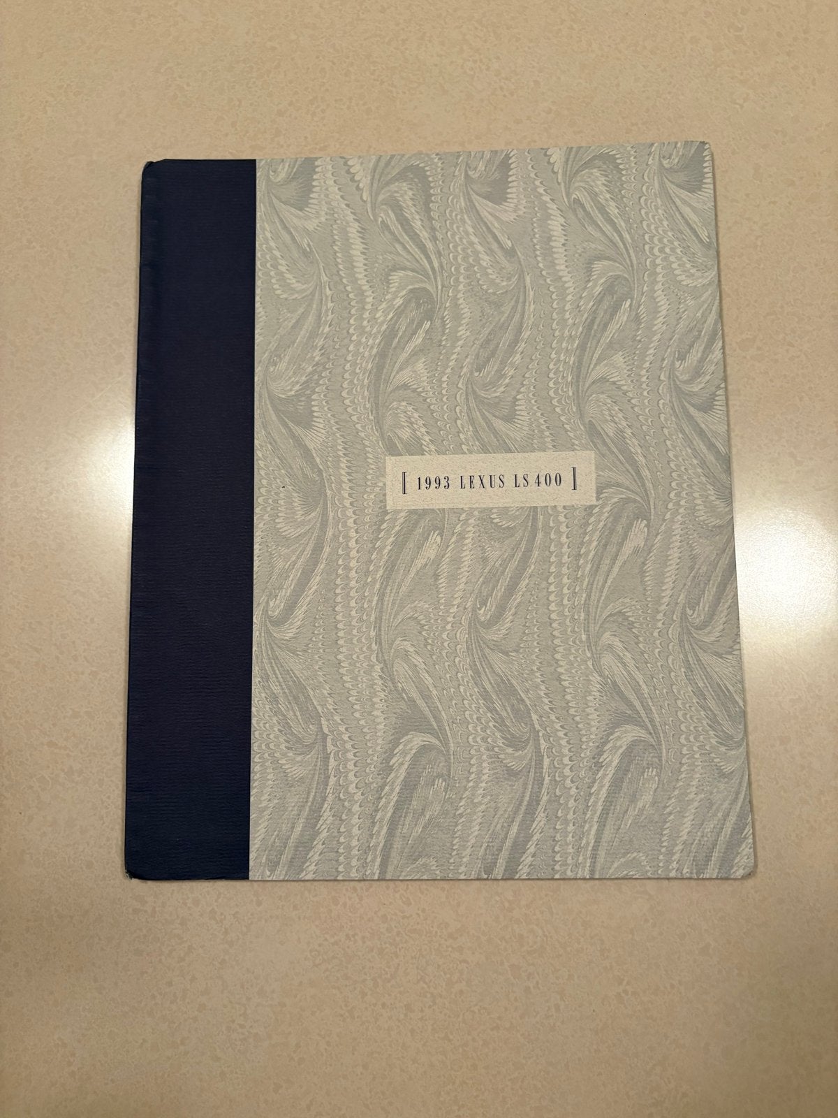 1993 Lexus LS 400 Brochure - Origineel en in goede staat, Ophalen of Verzenden, Zo goed als nieuw