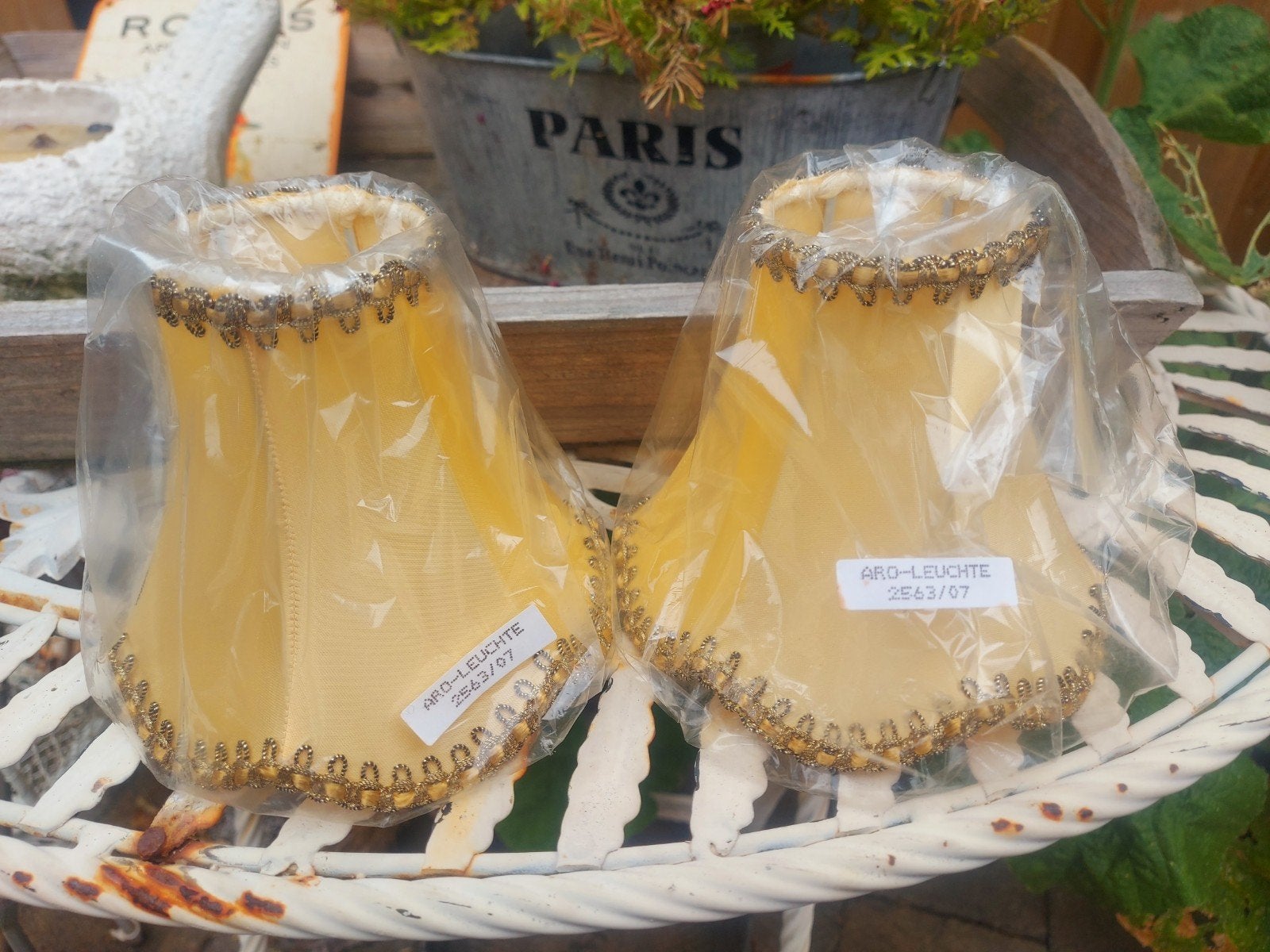 2 prachtige nog nieuwe Brocante Victoriaanse stijl lampenkap, Ophalen of Verzenden, Goud